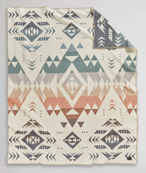 Pendleton white online sands blanket